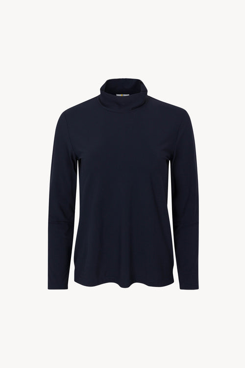 The Lightweight Tech Rib Riding Turtleneck